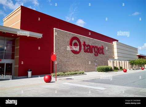 Target kissimmee - Visit your Target in Kissimmee, FL for all your shopping needs including clothes, lawn & patio, baby gear, electronics, groceries, toys, games, shoes, sporting goods and more. We serve our guests in 49 states nationwide and at Target.com. We're committed to providing a fun and convenient shopping experience, with unique products at affordable ...